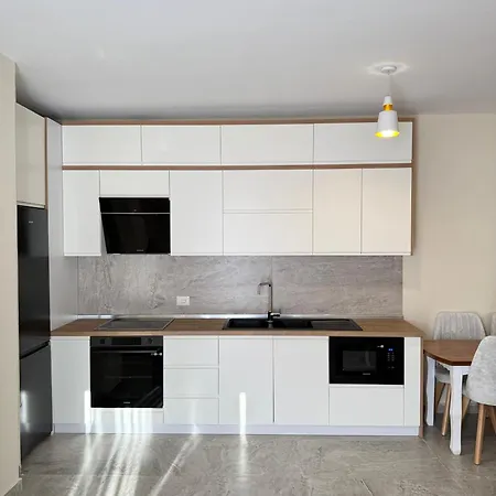 Apartment Lions Gate 7 Durres